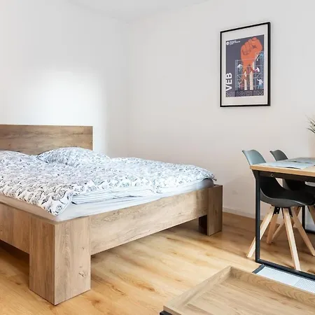 Kleines Fuer 3 * Dresden